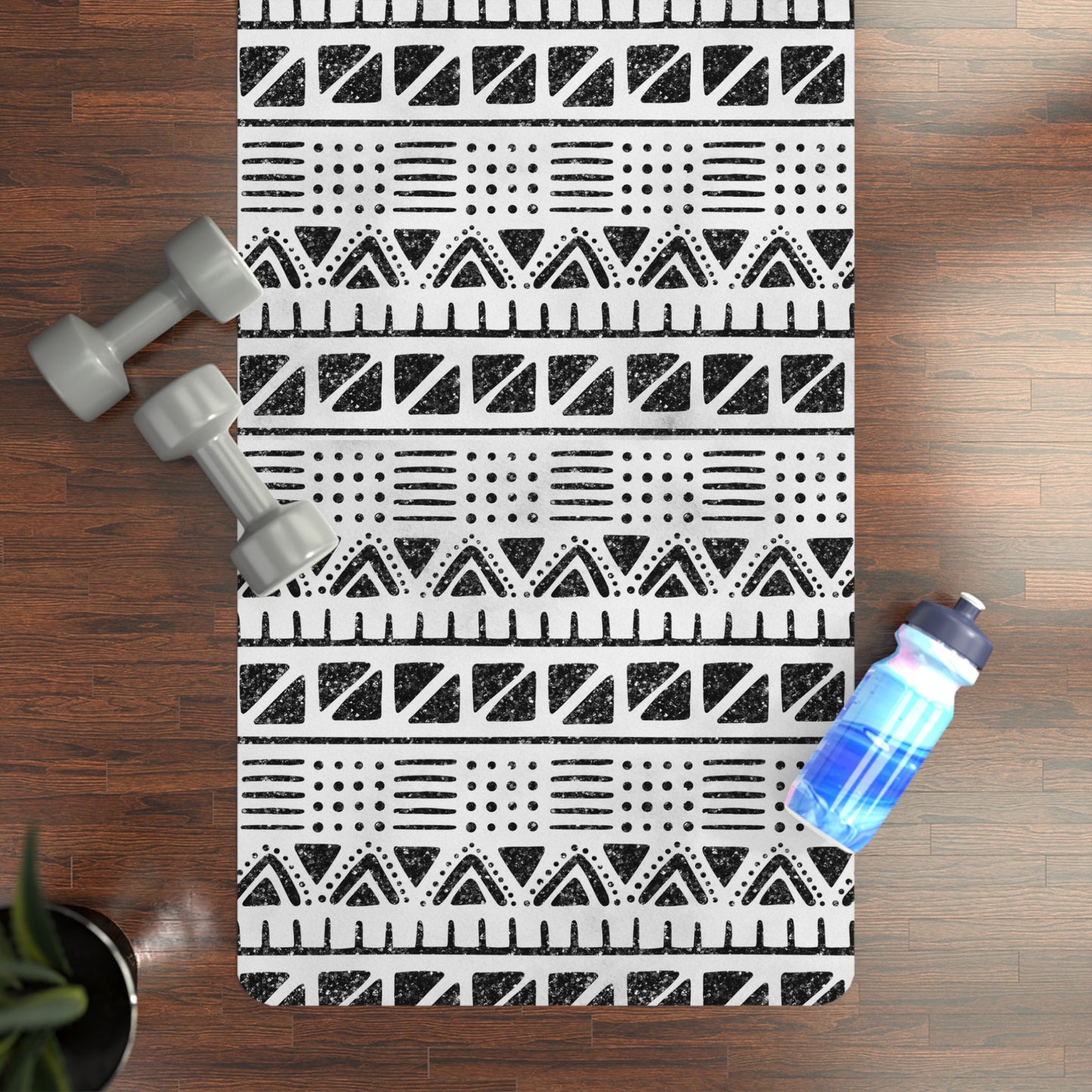 Black and White ModCloth Yoga Mat with Anti-Slip Bottom